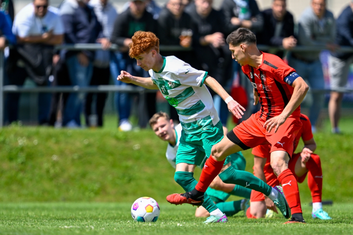 Servierte das 2:0 von Renato Babic auf dem Silbertablett: Wirbelwind Moritz Hupfauf